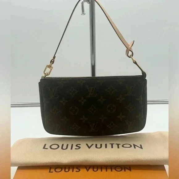 LOUIS VUITTON M40712 Pochette (Vintage, Brand New Straps, All Inclusion inc.) - Picture 13 of 13
